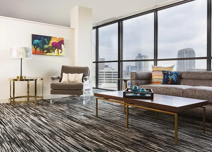 Hotel Derek Houston Galleria