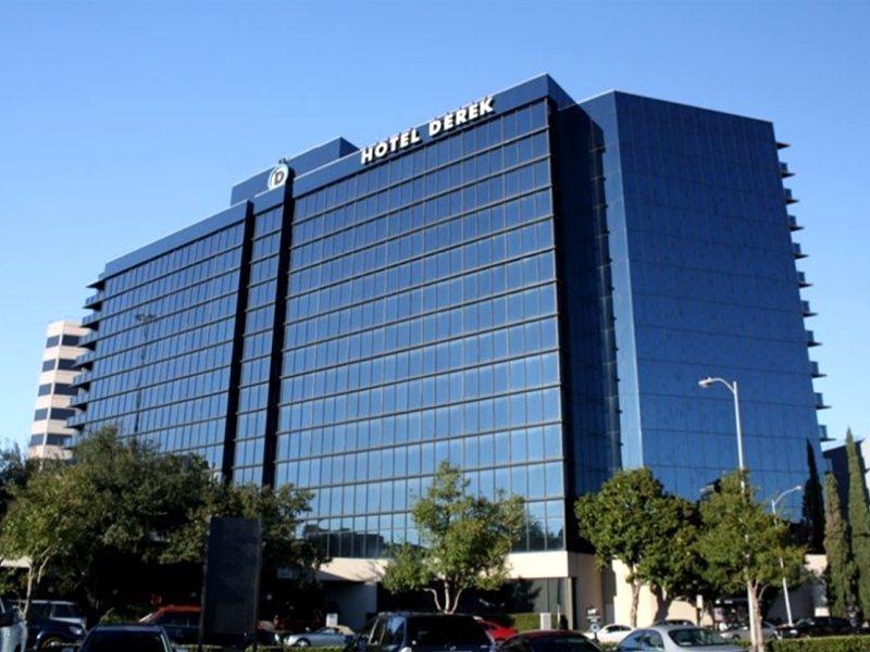 Derek Galleria
